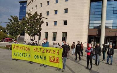 Amiantoak eragindako heriotzengatik lehen kalte ordaina iritsi da Lesakako Laminaciones lantegira
