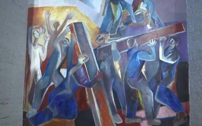 Xabier Egaña artistak Andre Mariaren gelatxoko koadroek zituzten hezetasun arazoak konpondu ditu