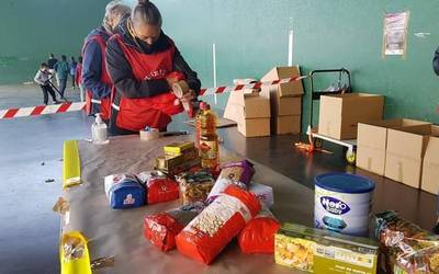 Martxan da Moriako errefuxiatuei laguntzeko janari bilketa Zumaian