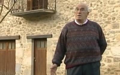 Pako Izaga hil da, Aramaioko azken errementaria