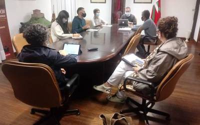 Construcciones Artzamendi enpresari esleitu dizkio udalak Oxinburuko kultura etxeko lanak