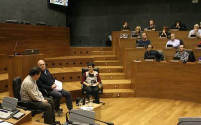 ETAren eta Estatuaren biktimen arteko topaketa antolatu du Foro Sozialak