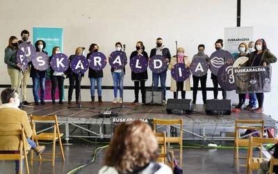 [ARGAZKI GALERIA] Euskaraldian izena emateko epea zabaldu dute Zaldibarren