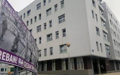 %100eko gutxieneko zerbitzuek baldintzatutako greba eguna