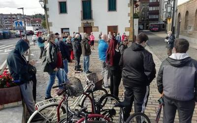 Osasungintza eta zaintza lan duinen alde ere elkarretaratu dira gaur Zumaian