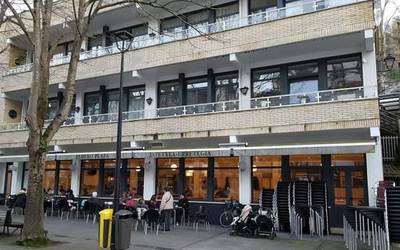 Hogarreko jatetxea kudeatzeko esleipen prozesua zabaldu du Udalak
