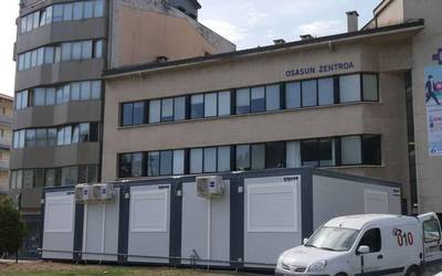 Koronabirusaren 6 positibo berri diagnostikatu zituen atzo Osakidetzak, gehienak Laudion