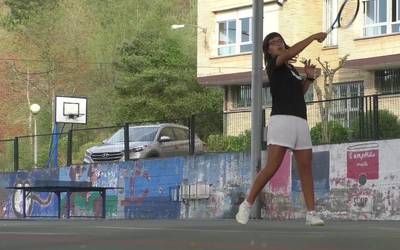 Ane Mintegik Roland Garros Juniorreko bikoteen lehen partida irabazi du