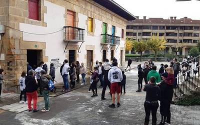Iurreta Plazaratuk abadetxea zabaldu du herriko bizitza kulturala sustatzeko