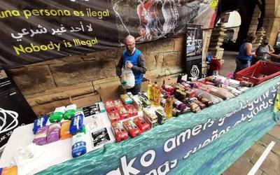 Moriako errefuxiatuentzako janari-bilketa arrakastatsua egin dute Durangon