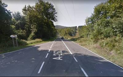Gidari bat larri zauritu da Urkabustaizen, errepidetik atera ostean