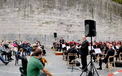 Udal Musika Bandak Olaizaga kiroldegian emango du urriko kontzertua
