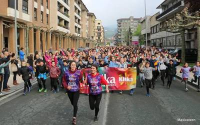 Korrika 2022. urtera atzeratu dute