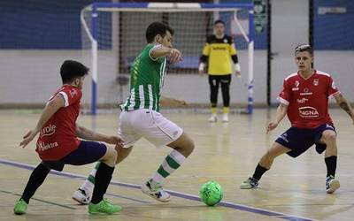 Berdeak esku hutsik bueltatu dira Sevillatik