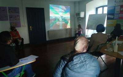 Euskaraz solasean aritzeko taldeak, abian
