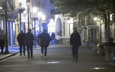 Positiboek goraka jarraitzen dute: Gipuzkoan 620 baieztatu dituzte azken orduetan