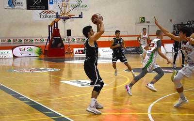 Asteburuko kirol ekitaldi gehienak, bertan behera edo ikuslerik gabe