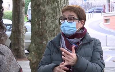 Mari Jose de Val: "Ezin nuen inor behartu beste hizkuntza bat erabiltzera"