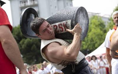 Josetxo Urrutiak ez du Nafarroako harri-jasotze txapelketan parte hartuko lesio baten ondorioz