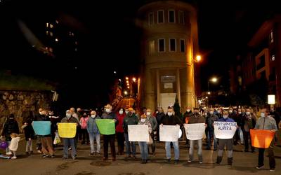 Kalitatezko osasun zerbitzu publikoa eskatzeko mobilizazioak egin dira