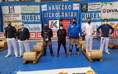 Julen Olano leitzarra nagusitu da Urrezko Aizkolari Kopako bigarren kanporaketan