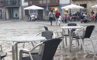 Ostalarientzako laguntza-programa berria aurkeztu du Jaurlaritzak
