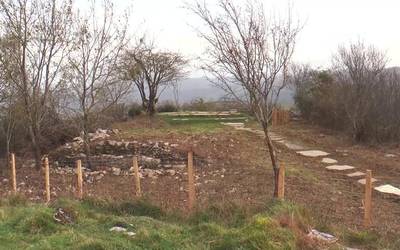 Begiratokiaren ibilbideak mendiko hainbat elementu  berreskuratu eta balioan jarriko ditu