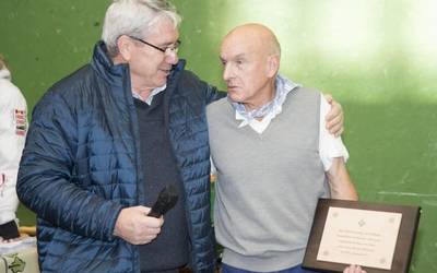 Ametza Elkarteko eskulangileen azoka, bertan behera