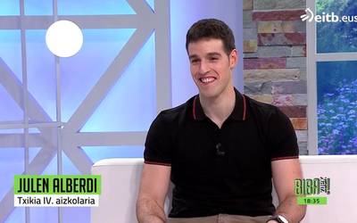 Julen Alberdi 'Txikia IV.a' elkarrizketatu dute ETB1eko 'Biba zuek!' saioan