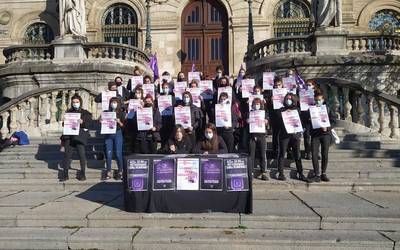 Instagramari 24 orduko plantoa egiteko deia egin du Bilboko Gazte Sare Feministak