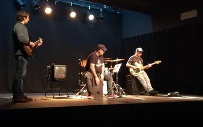 Santa Zezili astea eta Blues Hotsak jaialdirako gonbidapenak