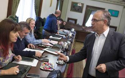 Enrique Maiaren aurkako gaitzespena eskatuko du PSNk