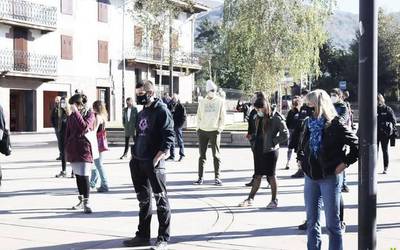 'Gure hautua bizitzak' lelopean bildu dira Elizondon