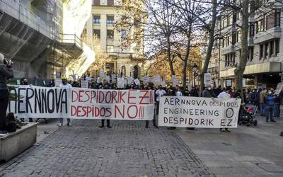 "Aernnovaren etorkizuna ez dago inondik inora kolokan"