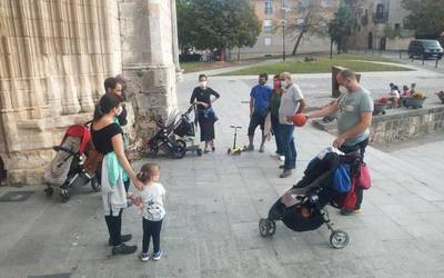Hizkuntza ohiturak aldatzeko metodologiekin proba pilotuak egin dituzte Lautadan