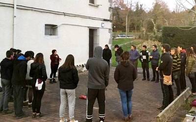 «Abenduak 6, ezer ez ospatzeko» manifestazioa antolatu du Mendialdeko Ernaik