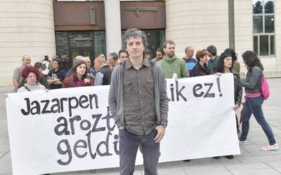 Palacio de Aroztegiaren salaketarengatik Baztango alkateak epailearen aitzinean deklaratu beharko du gaur