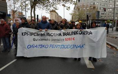 Manifestazioak egingo dituzte bailarako pentsiodunek bihar