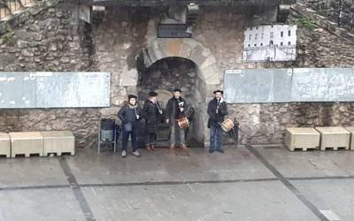 Bejondeiela!