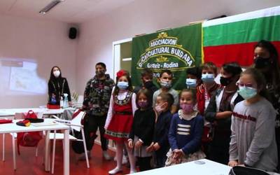 "Gasteizko bulgariarrok gure hizkuntza eta kultura gordetzen ditugu"