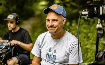 Iñaki Peña (Medikua eta 'Mendian hil, hirian hil' filmaren zuzendaria): "Erakusleiho itzela izan da Mendifilm jaialdia"