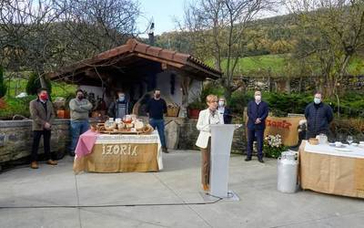 Izoriako gaztandegian aurkeztu dituzte 'Euskal Gaztak' proiektuaren barruko sei gazta berri