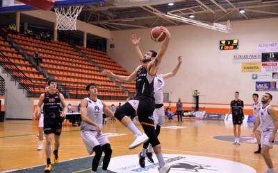 Juaristi ISBk Zentro Basket Madrid taldea garaitu du etxean