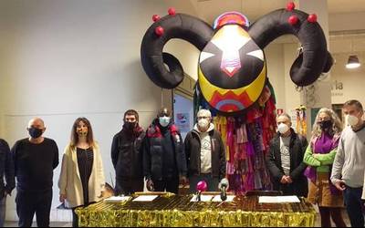Migranteen eskubideen aldeko manifestazioa eginen dute igandean, Iruñean