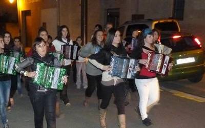 Bertan behera geratu da Aramaion gaur egitekoa zen trikiti emanaldia