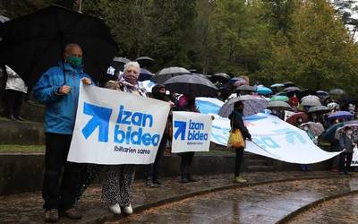 'Plazara, dantzara, kantura' ekimena antolatu du Arrasateko Sarek hilaren 31rako