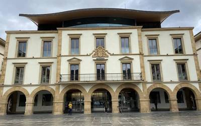 Zornotzako Udalak 242.458 euro bideratu ditu aurten gizarte-larrialdietara