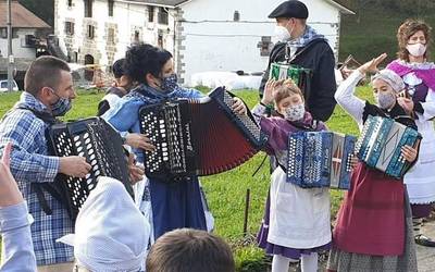 Aurten estreinakoz Mari Domingiren bisita jaso dute Areson