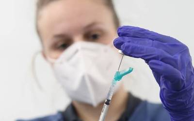 Covid-19 kasuek gora egin dute: 130 atzeman dituzte eta positibotasun tasa %7,4ra igo da