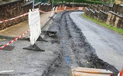 Udalak Jose Pablo Ulibarri kaleko ur-hornidurako hartunea ordeztu du